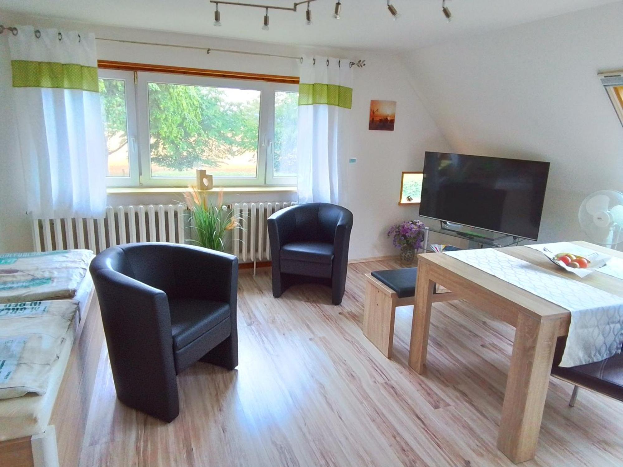 Haus Im Wind Apartment Putbus Exterior photo